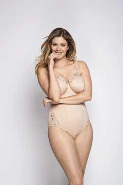 Ulla Dessous Carmen