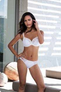 Komfortabler Bügel-BH 75I mit breiten Trägern