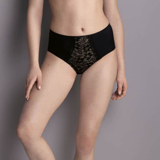 Der tolle Anita Taillenslip aus der Serie Helen von Anita Komfort passt perfekt zum BH Hemd. Größen 38-52 in tollem schwarz.