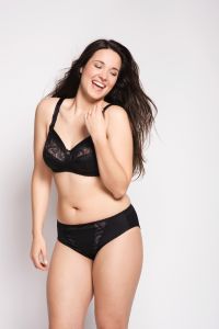 Ulla Carmen Slip schwarz  2532