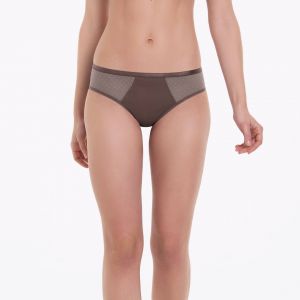 Anita Taillenslip Eve truffle 1332